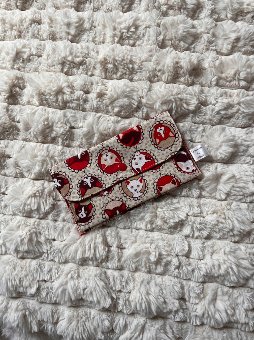 Pochette multi fonctions - Modèle Framboisine