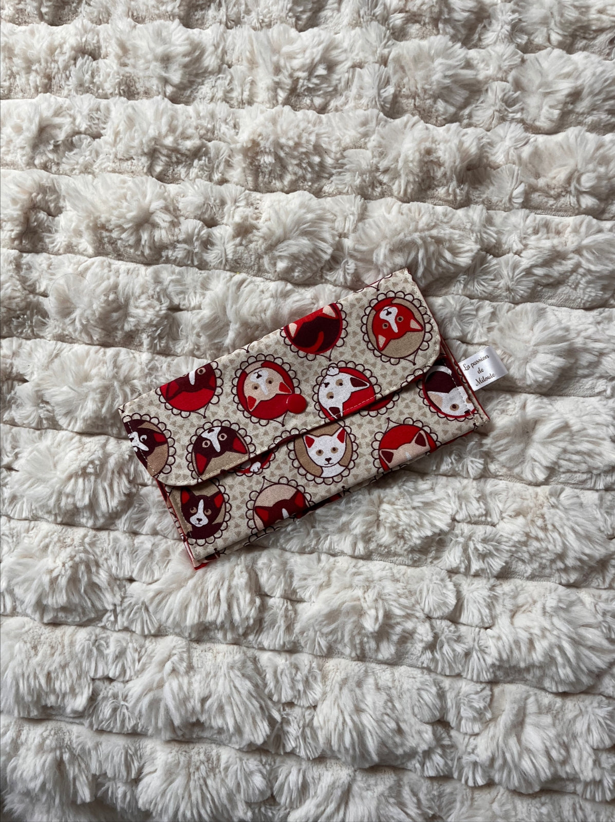 Pochette multi fonctions - Modèle Framboisine