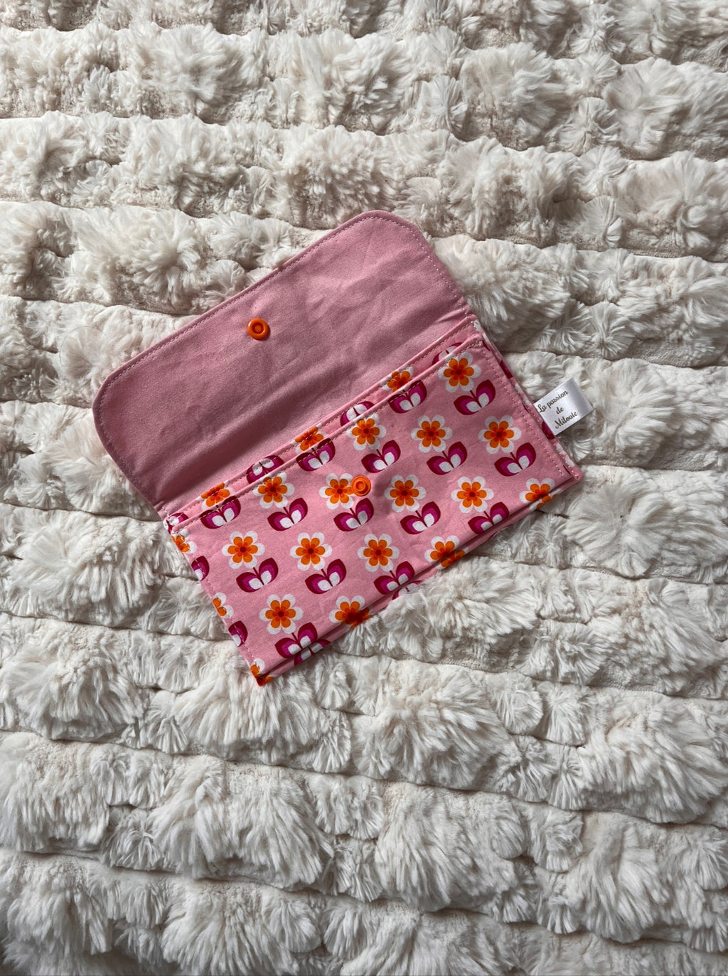 Pochette multi fonctions - Modèle Framboisine