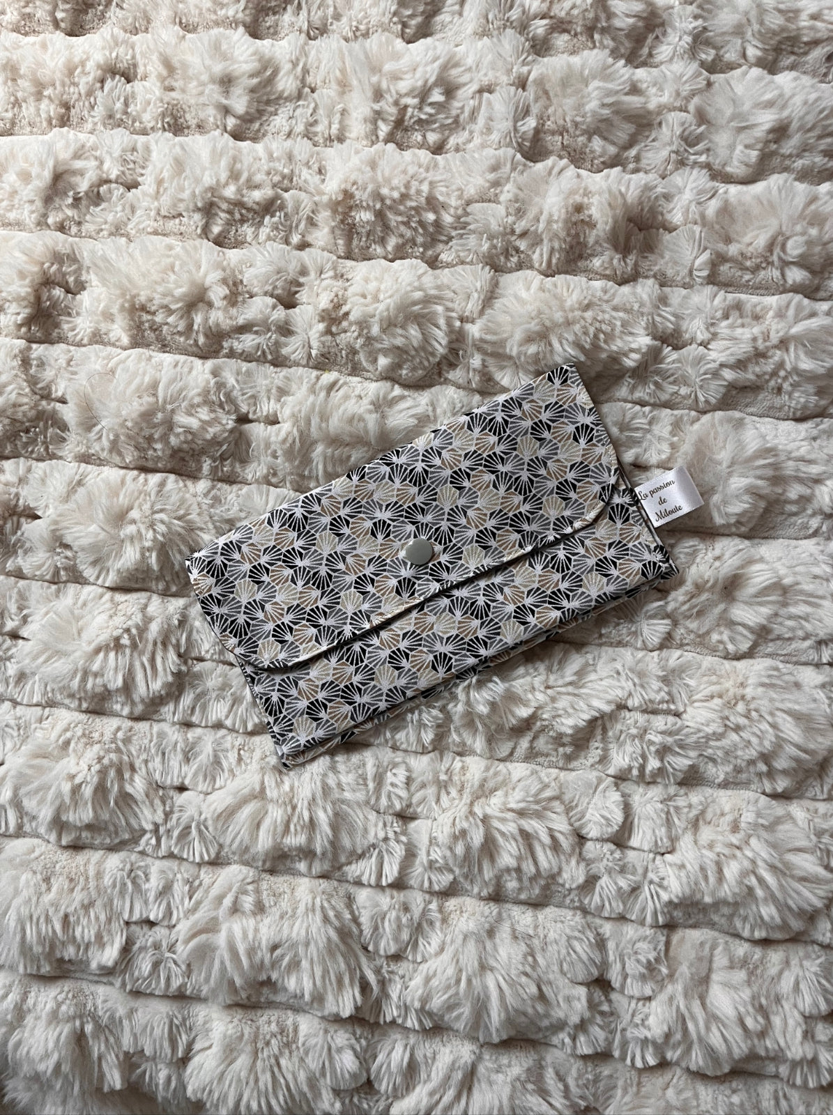 Pochette multi fonctions - Modèle Framboisine
