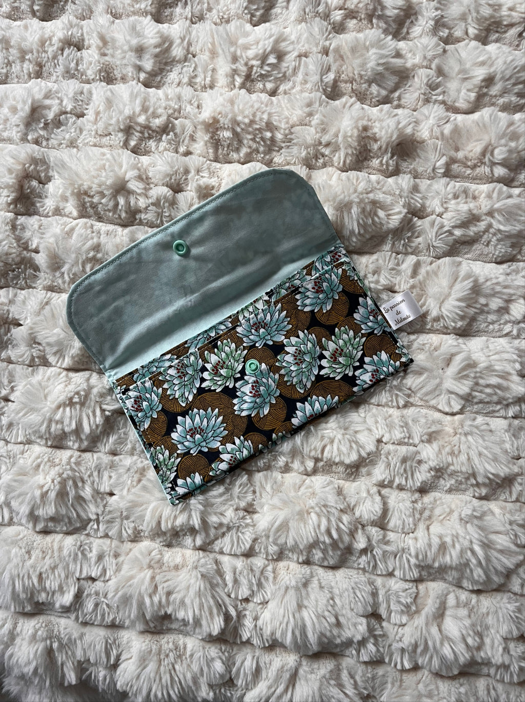 Pochette multi fonctions - Modèle Framboisine