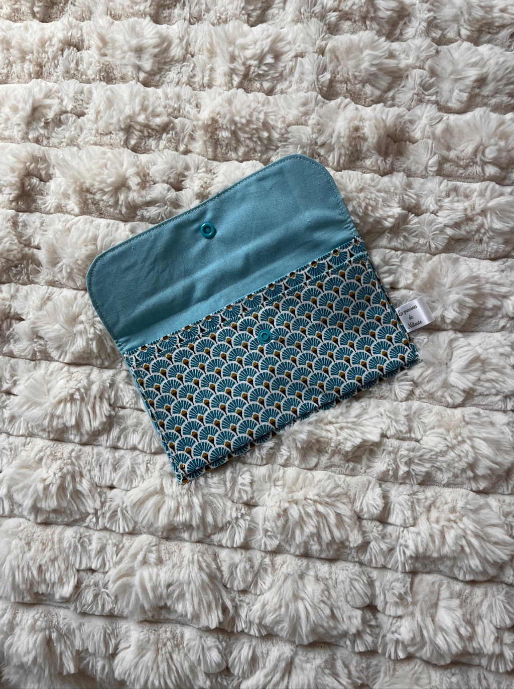 Pochette multi fonctions - Modèle Framboisine