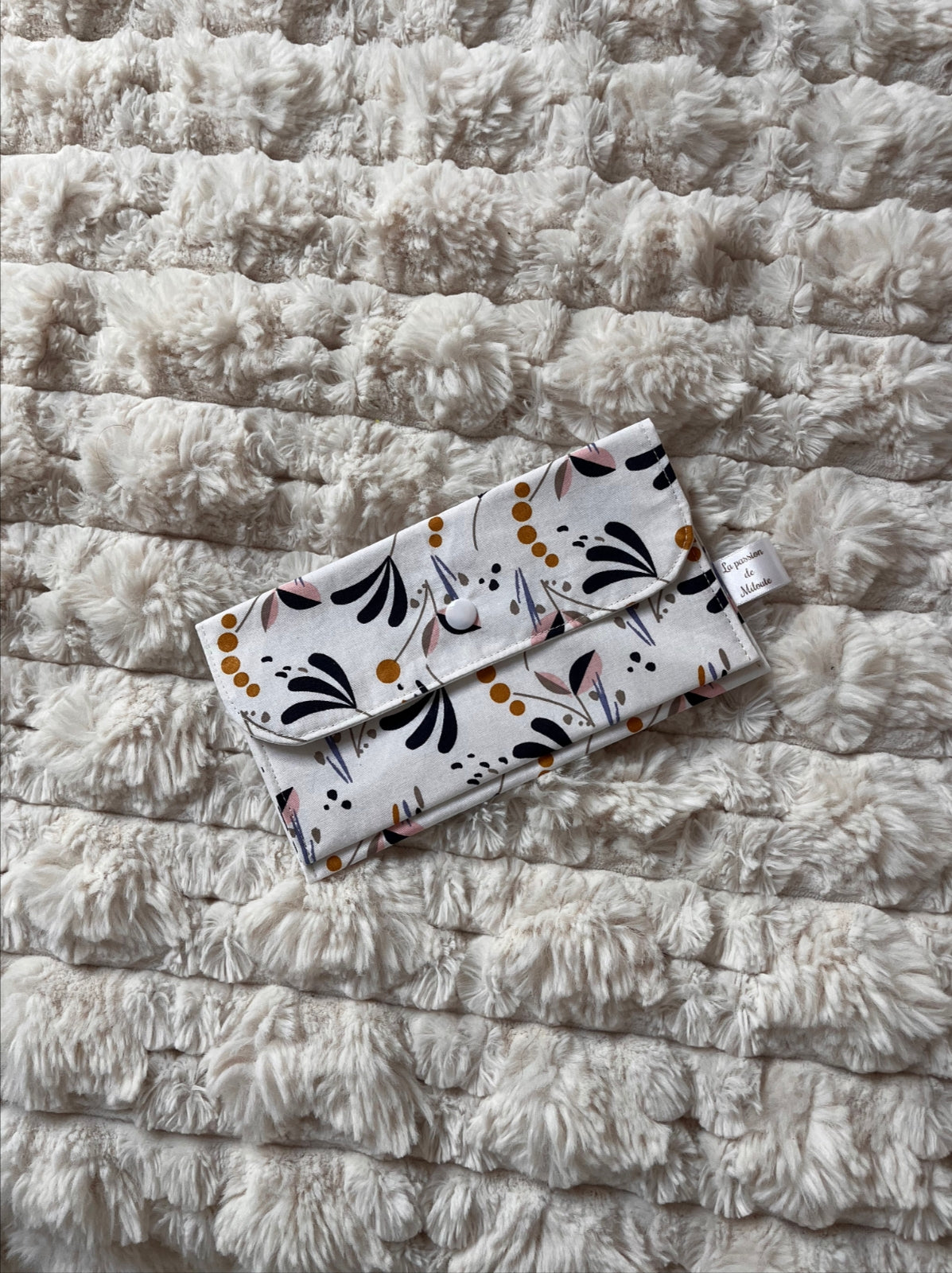 Pochette multi fonctions - Modèle Framboisine