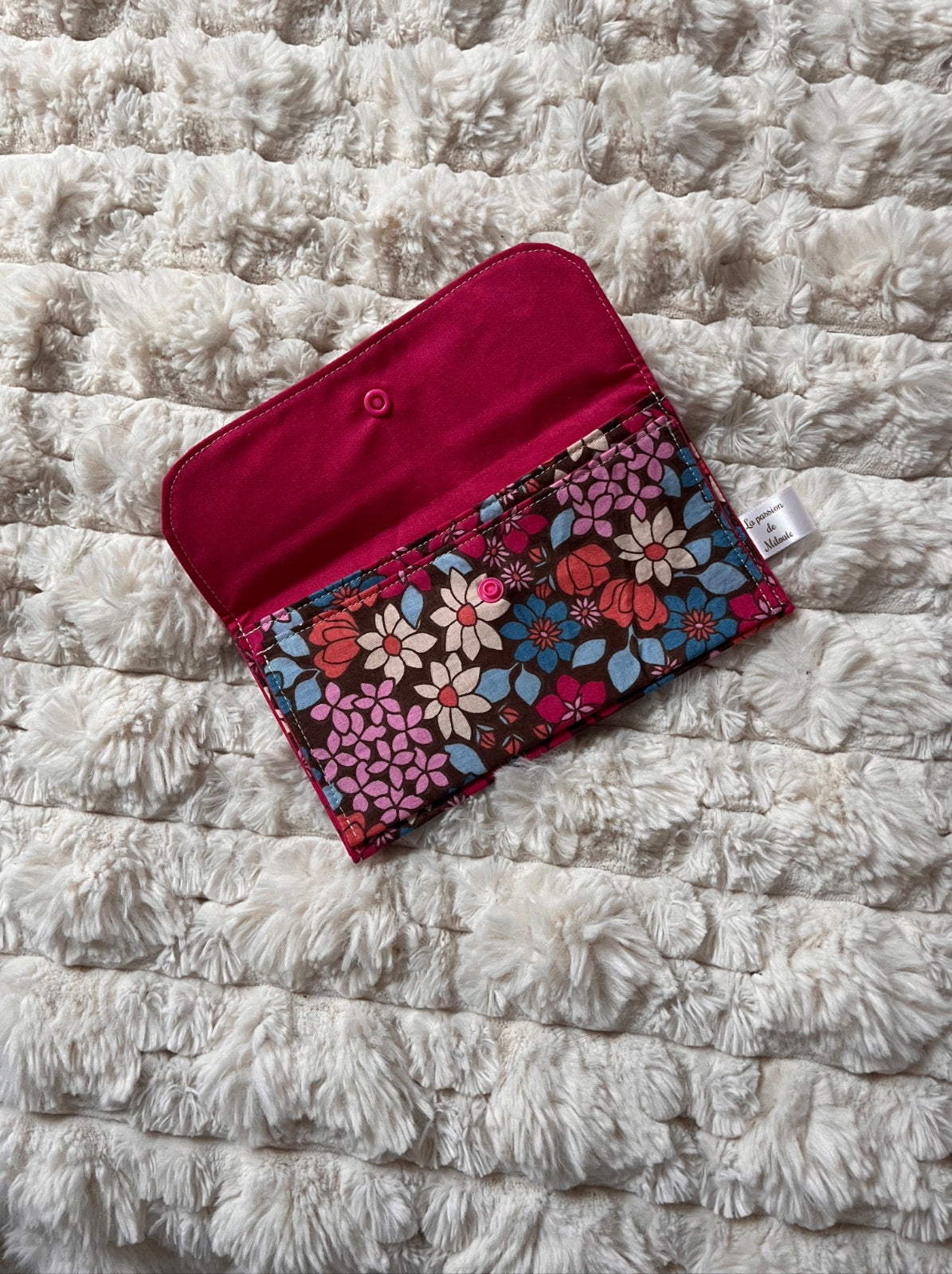 Pochette multi fonctions - Modèle Framboisine